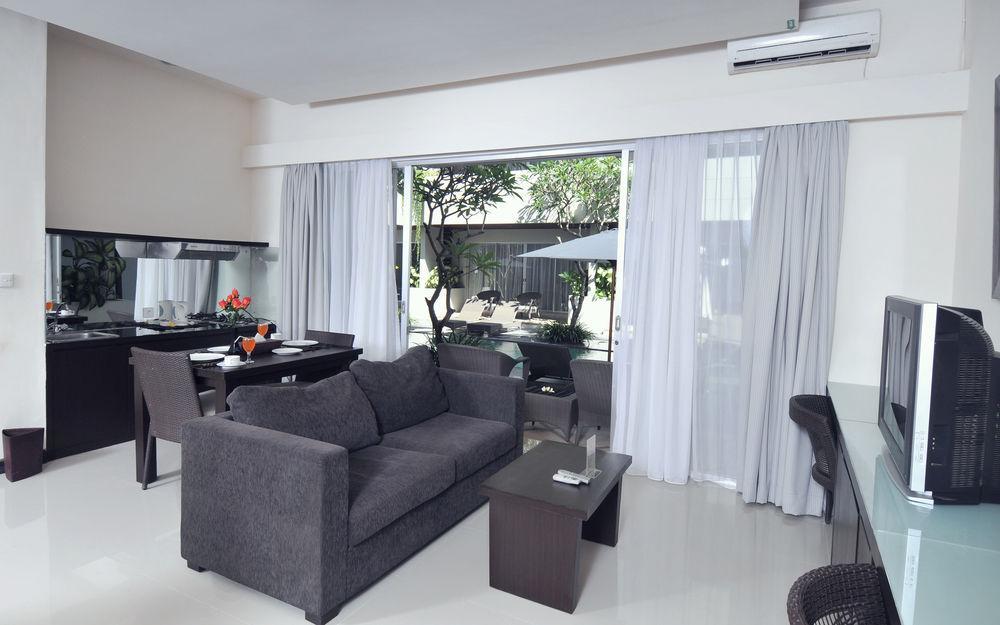 Sunset Mansion 4*