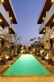 Sunset Mansion Aparthotel 4*