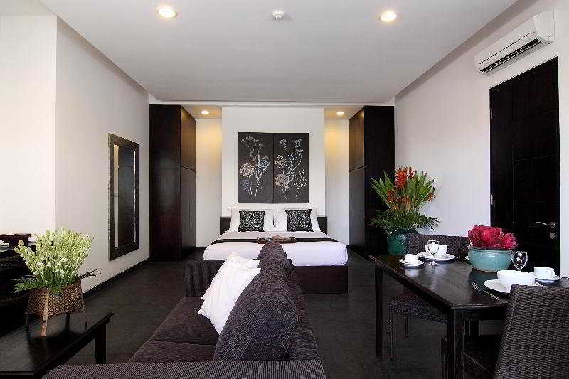 Sunset Mansion Aparthotel 4*