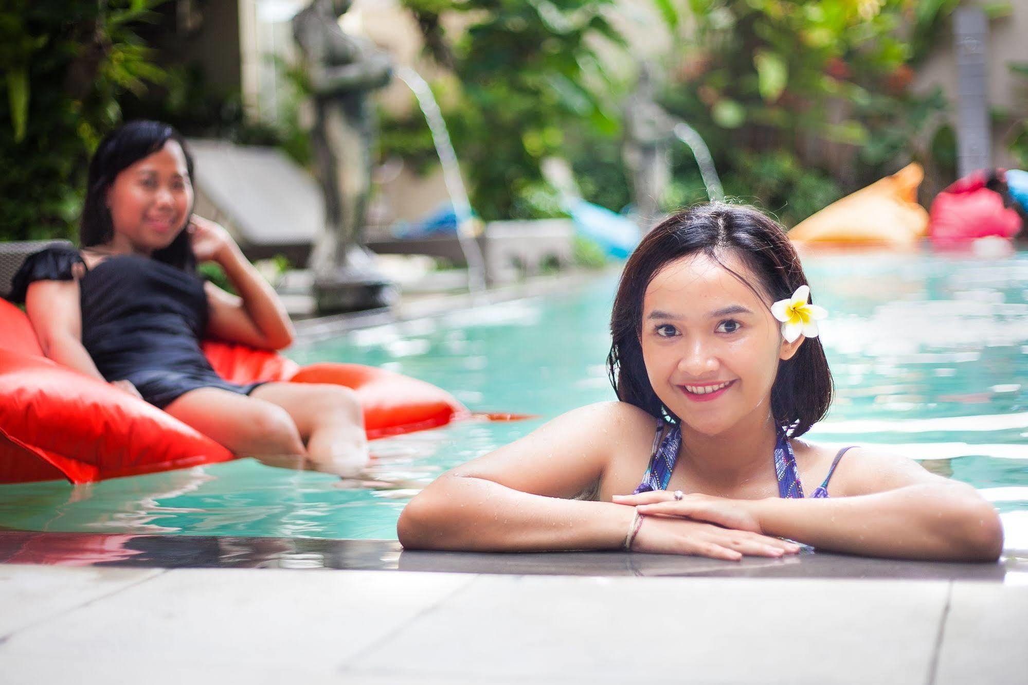 Sunset Mansion Aparthotel 4*